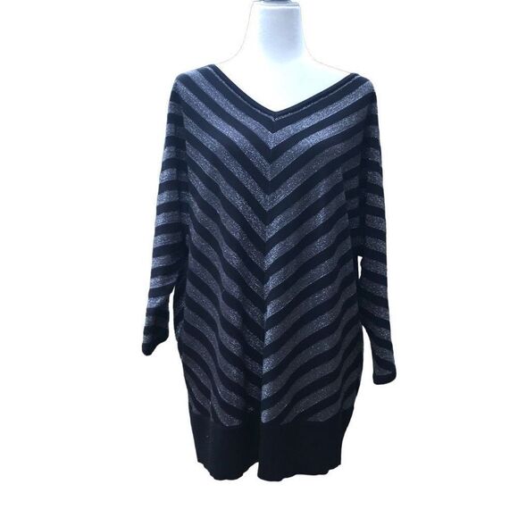 Carmen Marc Valvo Women's Black & Silver Metallic Chevron Long Sleeve Sweater 1X - Picture 8 of 8